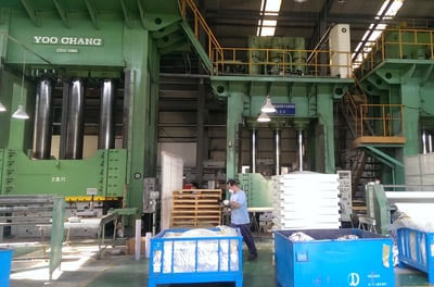 Hydro Dynamic on A Class Above